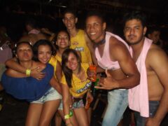 Oktober 10 Anos